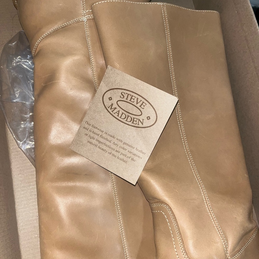 Banana Leather Knee-High Boots - Picture 3 of 4